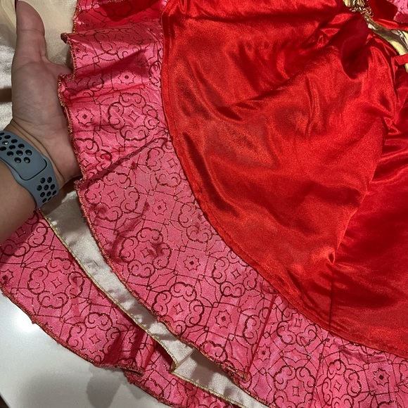 Disney princess dress! - Picture 4 of 4